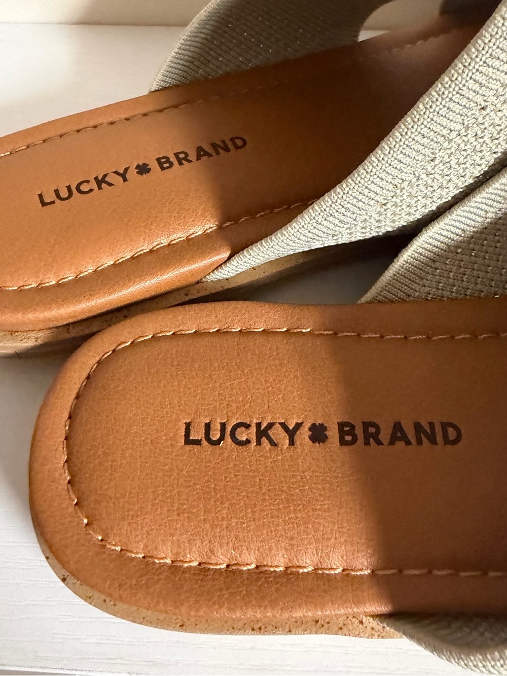 Lucky Brand Nekoda Flat Sandals in Tan Size 10 - Picture 7 of 9